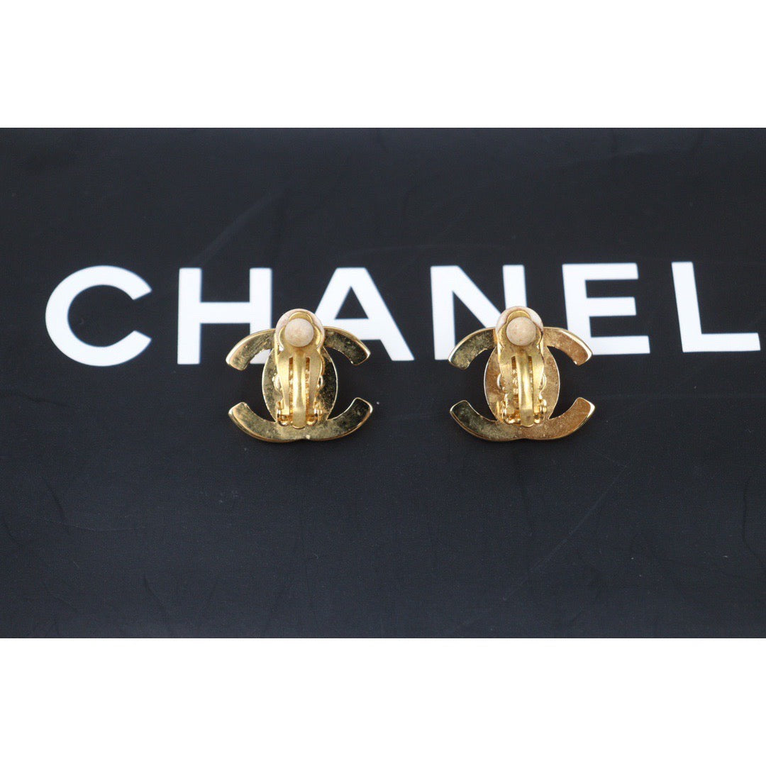 Rank A ｜CHANEL Vintage 18K Gold Plating Earrings  Made In 1995Year ｜24070514