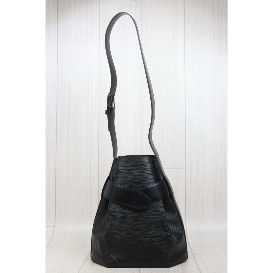 Good ( Rank AB)｜ LV Epi Sack de Paul Shoulder Bag Black｜25090505