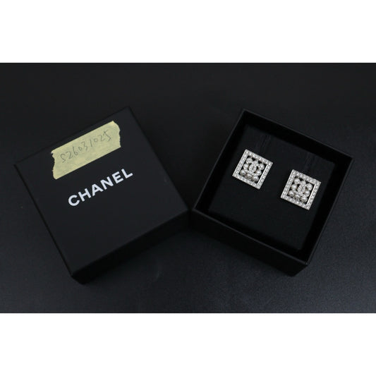 Excellent（Rank SA）｜ CHANEL C24S Coco Mark Pearl Rhinestone Square Earrings Made In 2024Year｜S26031025