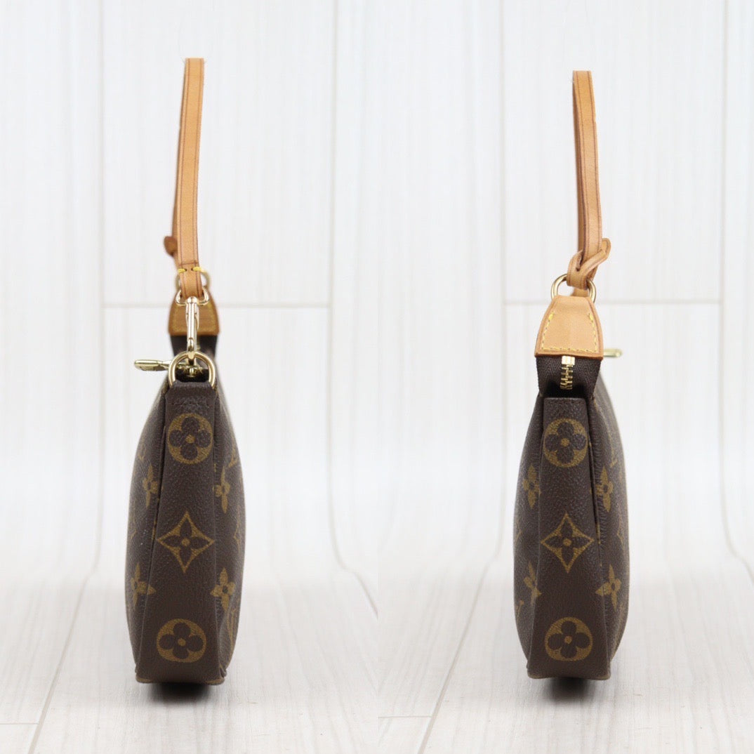 Rank AB ｜ LV Monogram Pochette Accessoires ｜V23110915