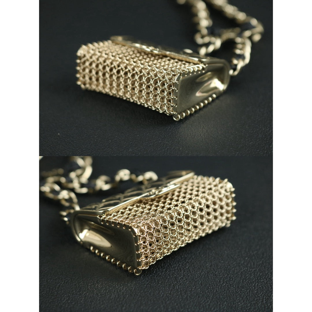 Include Authentic Detective Certificate of Authenticity｜Very Good ( Rank A) ｜ CHANEL B21S  Coco Mark  Leather  Double Chain Tinybag Waist Chain Made In 2021Year Limited edition｜S26062105