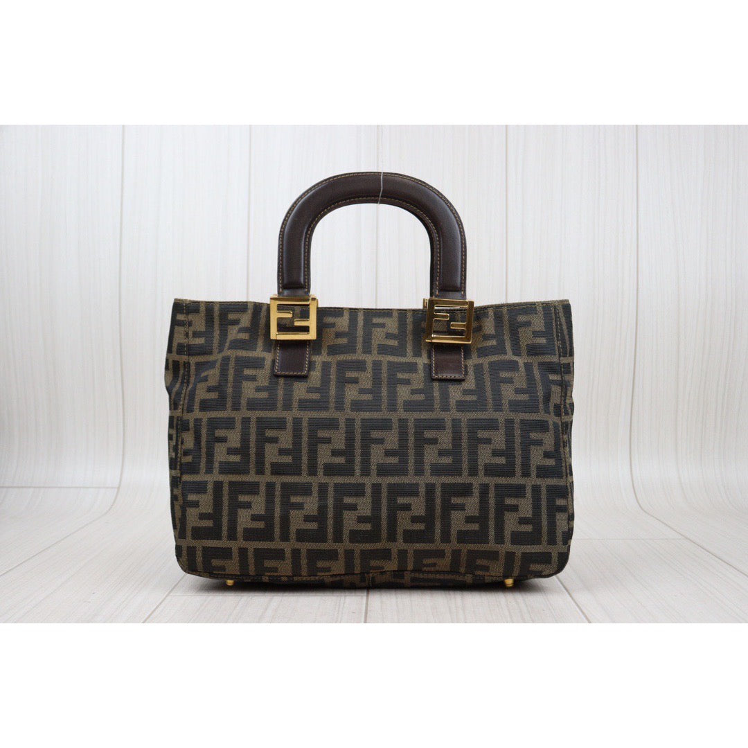 Very Good ( Rank A) ｜ FENDI Zucca Mamma HandBag ｜24022803