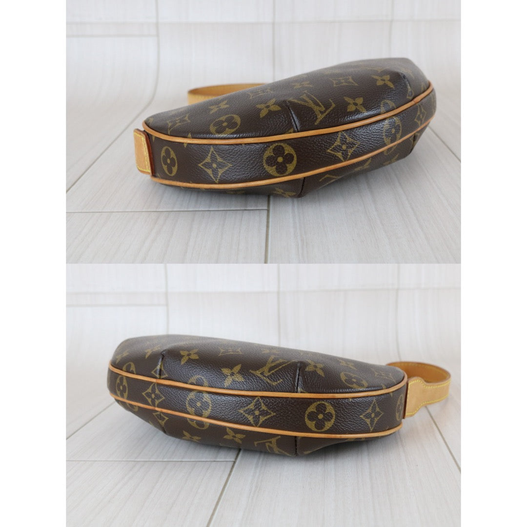 Good ( Rank AB)｜LV Monogram Pochette Croissant PM Shoulder Bag｜S25122302