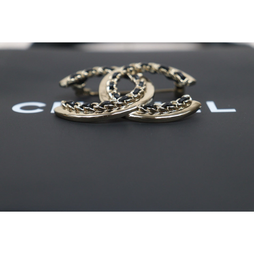 Include Authentic Detective Certificate of Authenticity｜Very Good ( Rank A)｜ CHANEL B22P Coco Mark Matrasse Brooch Made In 2022Year ｜S26060603