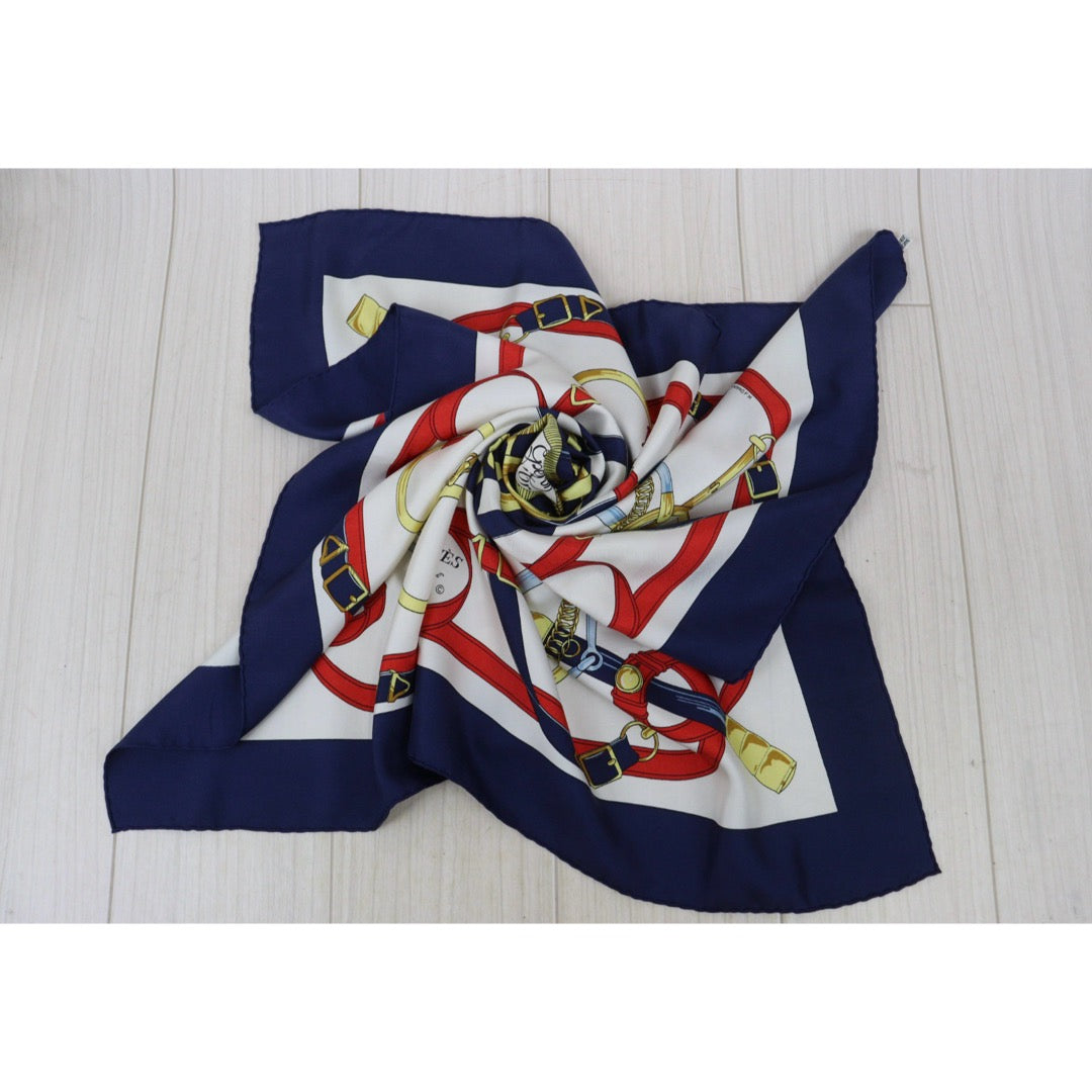 Very Good ( Rank A) ｜ HERMES Eperon D'or Scarf 90｜V25110604