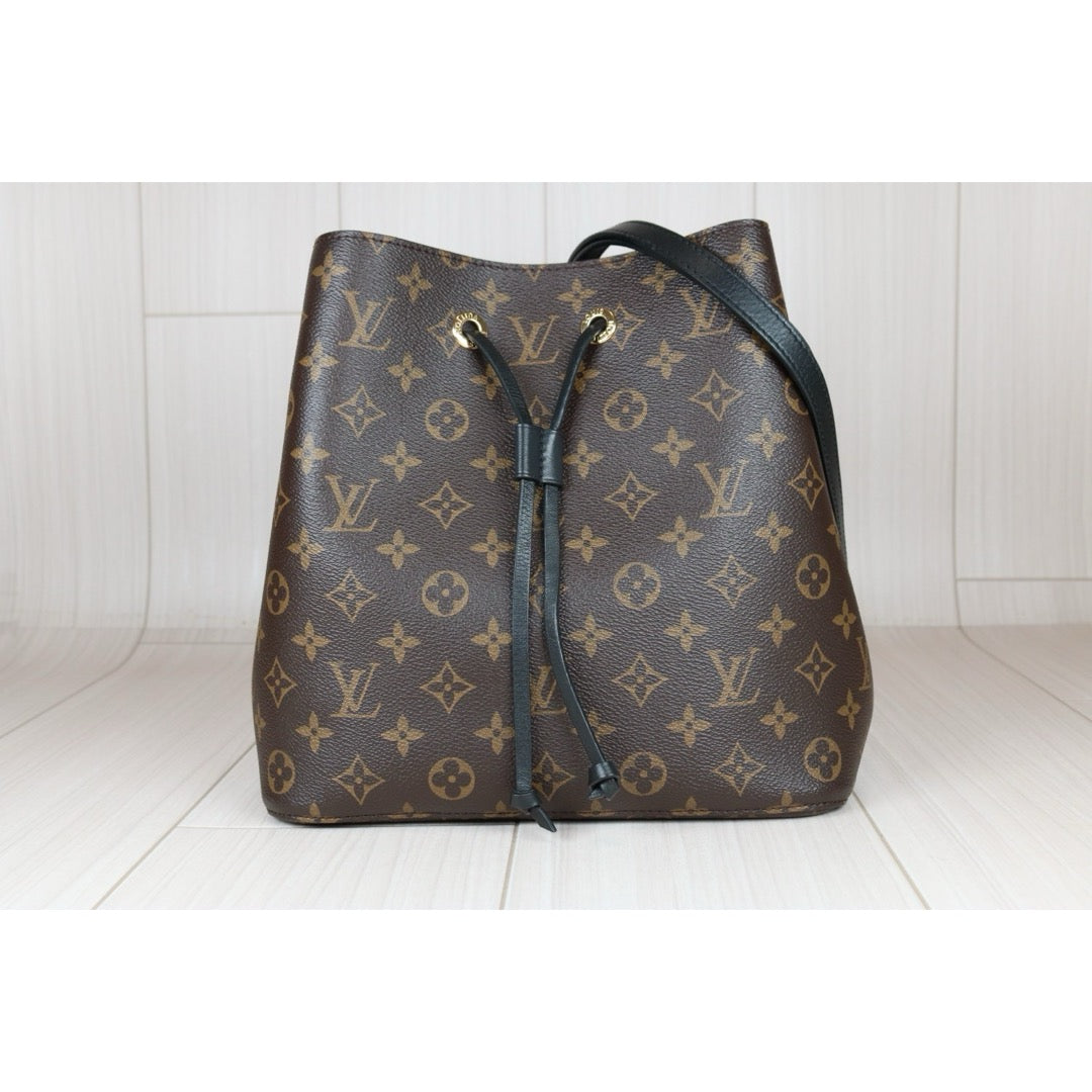 Rank AB ｜LV Monogram Neonoe Black Poodle Shoulder Bag｜S24071418