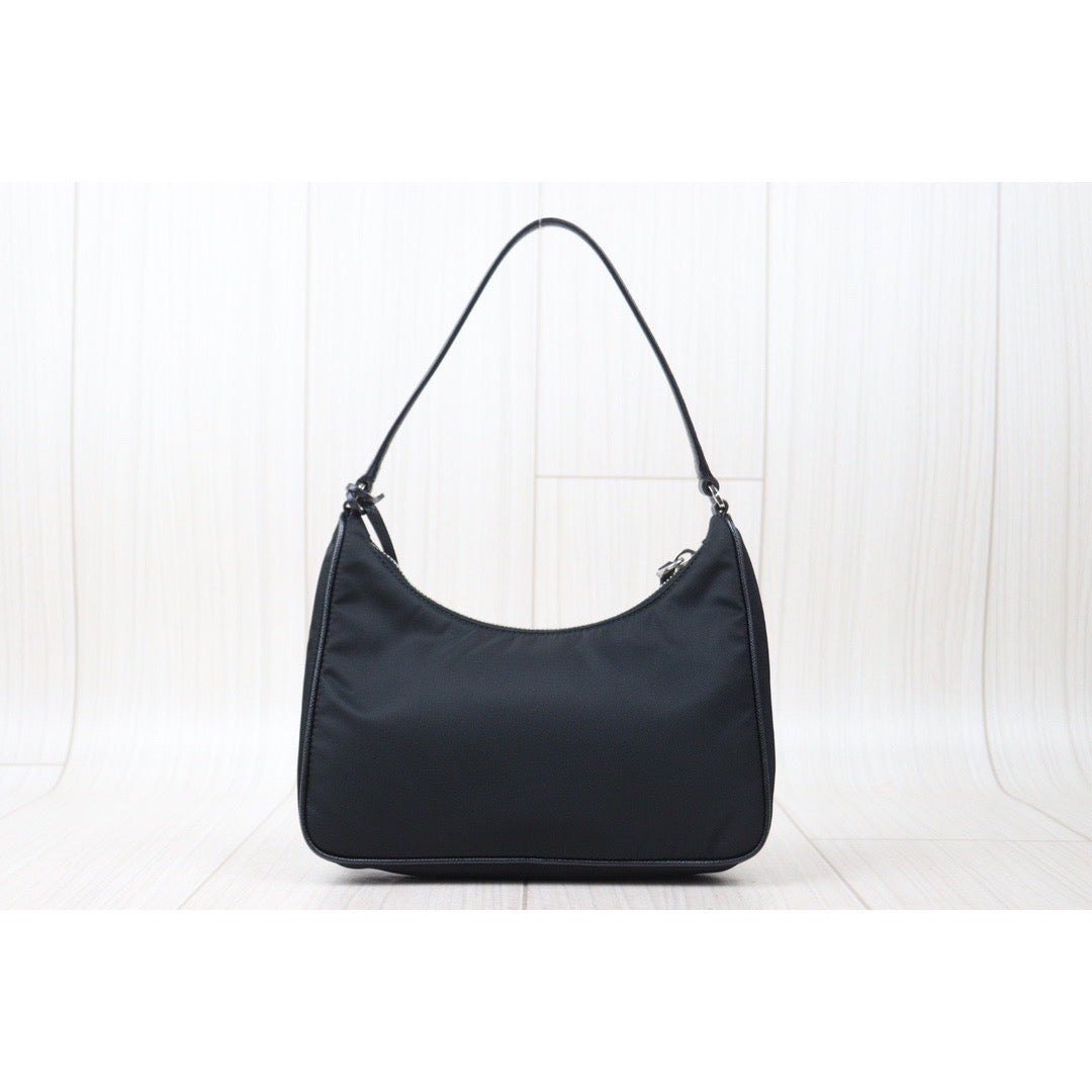 Rank A ｜ PRADA HOBO HandBag Current Model｜24070906