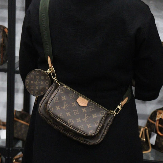 Rank A ｜ LV Monogram Multiti Pochette Accessoire｜23102816
