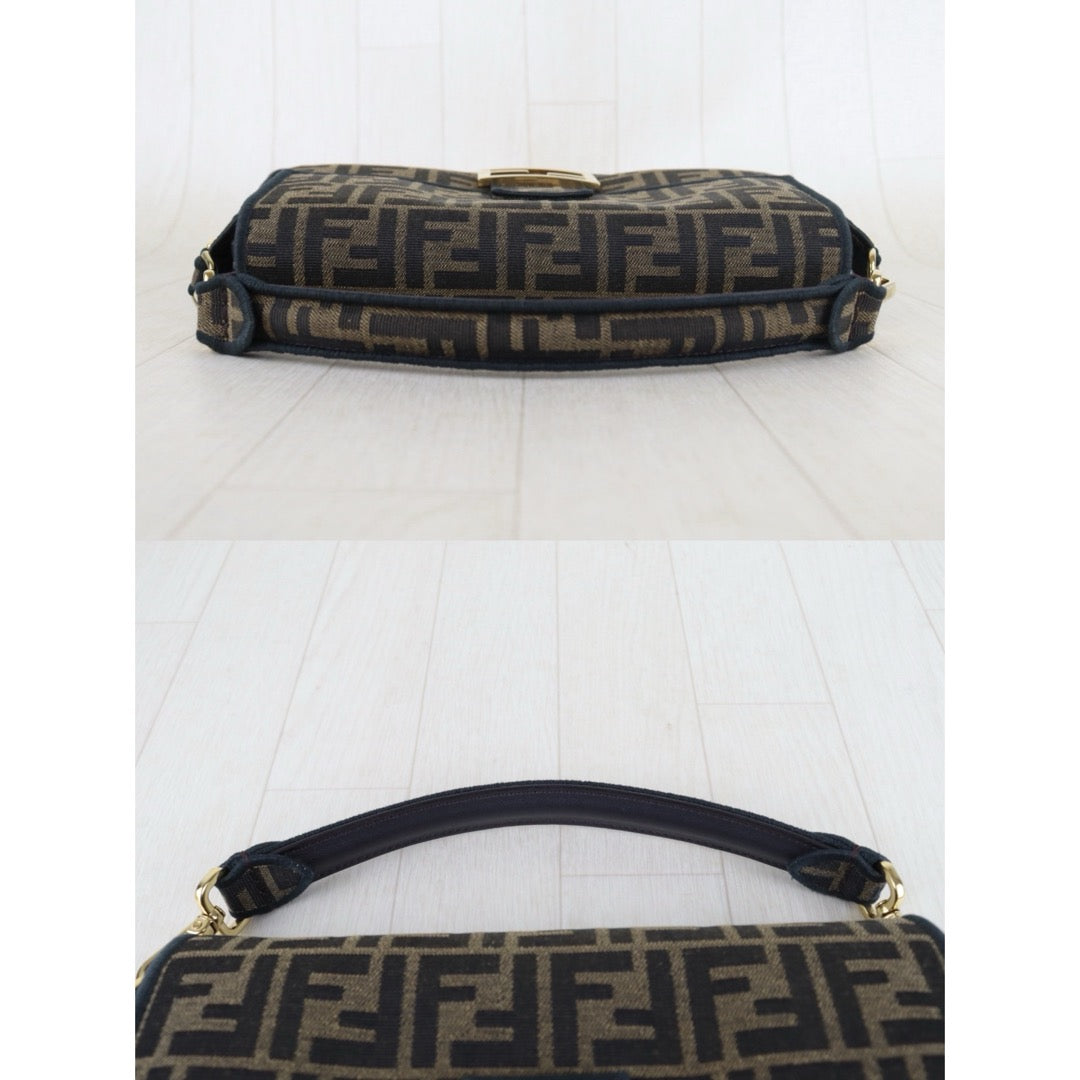 Include Entrupy Certificate of Authenticity｜Very Good ( Rank A)｜ FENDI Mamma Baguette Shoulder Bag  Gold Hardware Current Model｜S26060504
