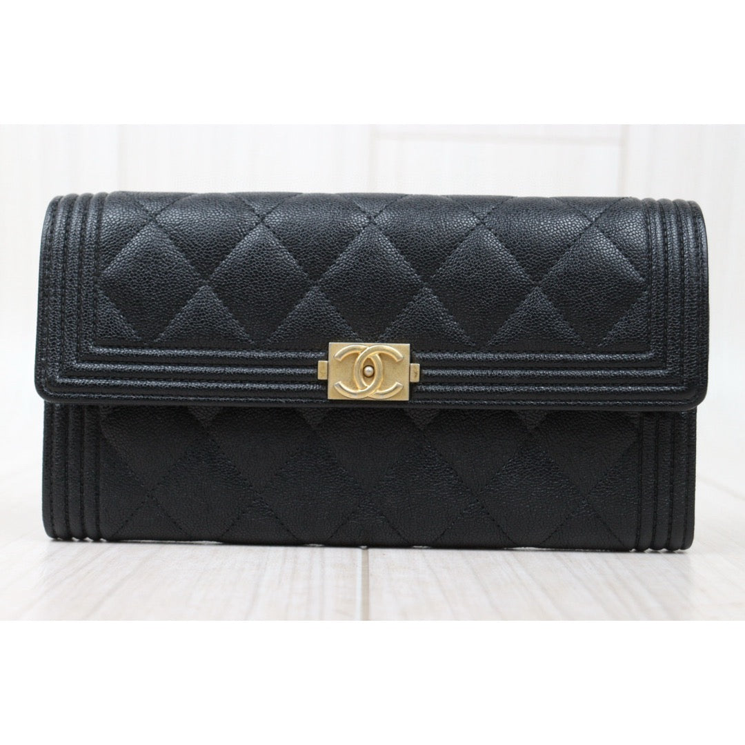 Very Good ( Rank A) ｜CHANEL Leboy Caviar Skin Black Long Wallet Made In 2019 Year｜S25021008