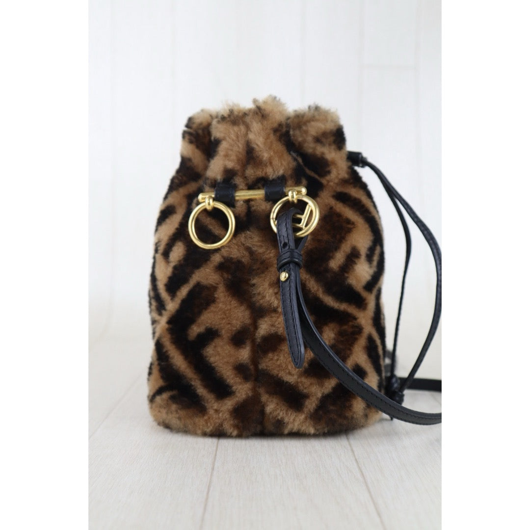 Include Entrupy Certificate of Authenticity｜Very Good ( Rank A)｜ FENDI Zucca Sheep Skin Mini Mon Tresor Bucket bag Shoulder Bag Brown ｜S26060119