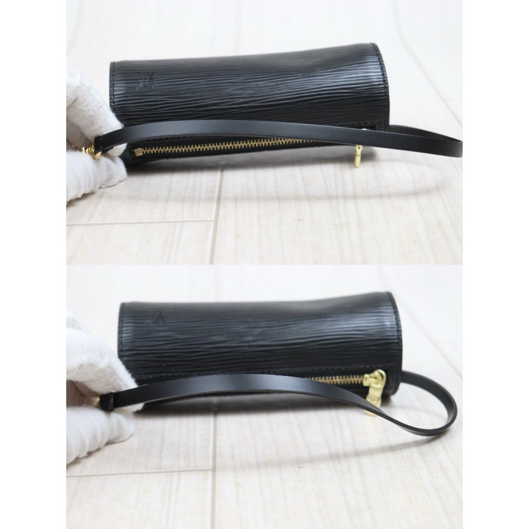 Include Entrupy Certificate of Authenticity｜Very Good ( Rank A)｜ Louis Vuitton Epi Soufflot Handbag Black｜26042814