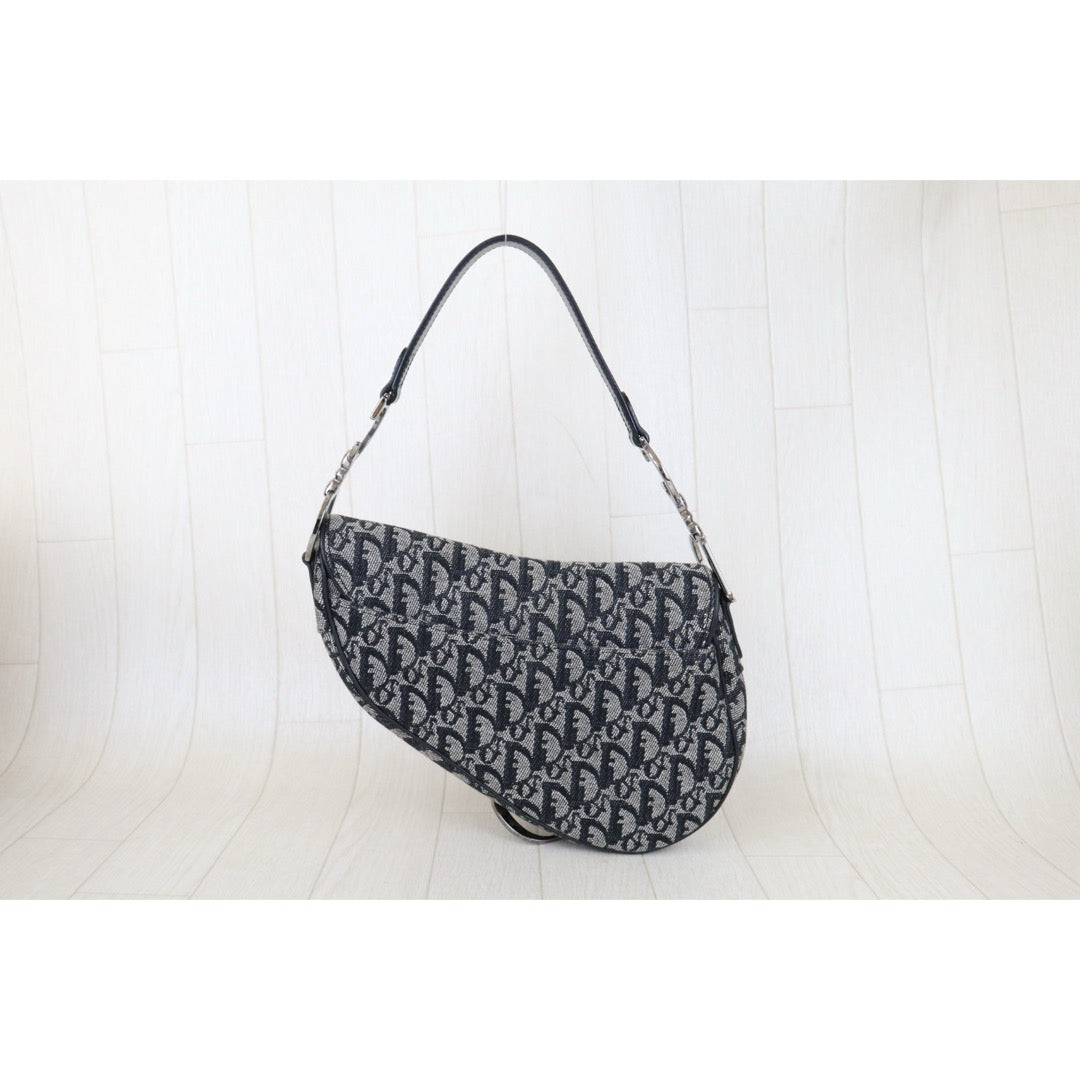 Include Entrupy Certificate of Authenticity｜Very Good ( Rank A)｜Dior Trotter Saddle Shoulder Bag Medium｜S26012704