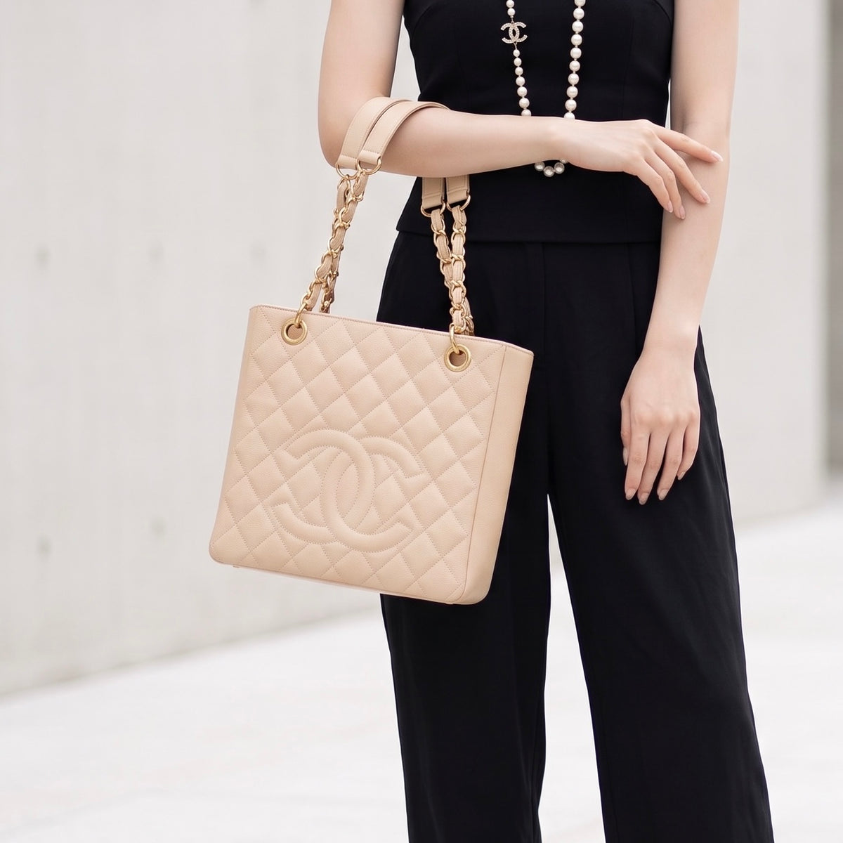 Include Entrupy Certificate of Authenticity｜Good ( Rank AB)｜ CHANEL Matrasse PST Chain Tote Bag Caviar Skin Beige  Made In 2011 Year｜S26090710
