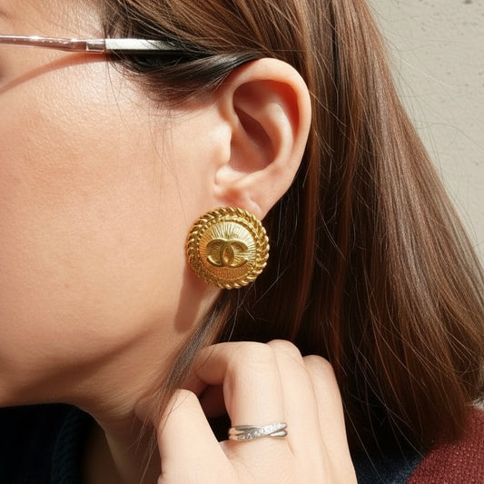 Include Authentic Detective Certificate of Authenticity｜Good ( Rank AB) ｜ CHANEL Coco Mark  Weave Gold Earrings ｜Y26040714