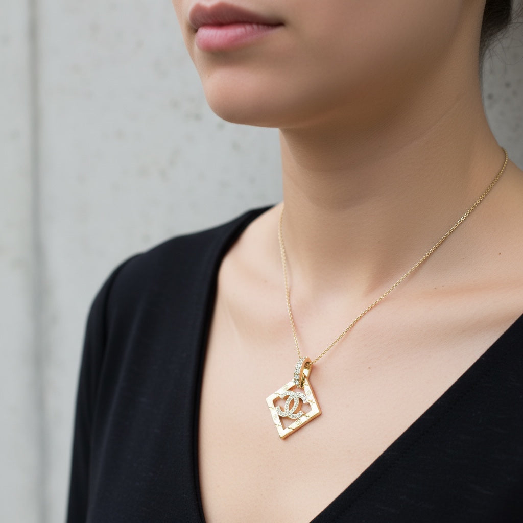 Include Authentic Detective Certificate of Authenticity｜Excellent（Rank SA） ｜ CHANEL B25P  Coco Mark  Argyle Cutout Rhinestone  Necklace｜S26062103