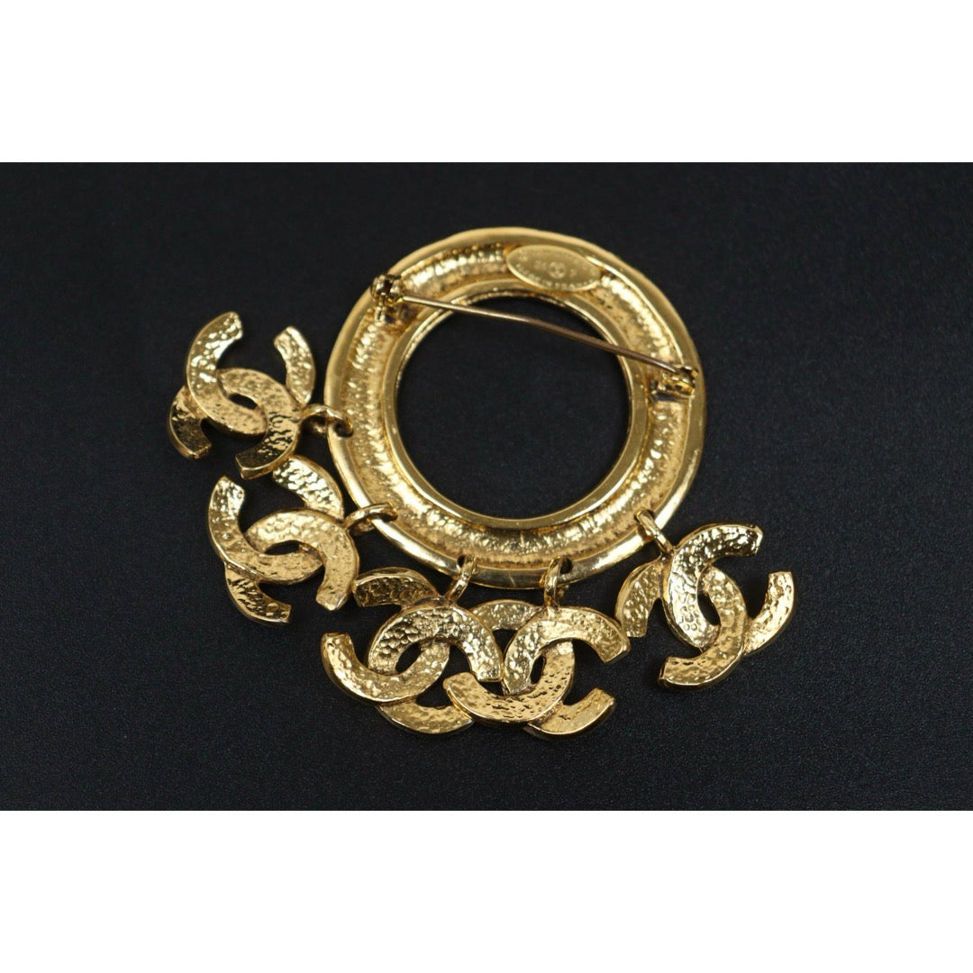 Include Authentic Detective Certificate of Authenticity｜Very Good ( Rank A)｜ CHANEL 94P Vintage Coco Mark Tassel Brooch ｜Y26040712