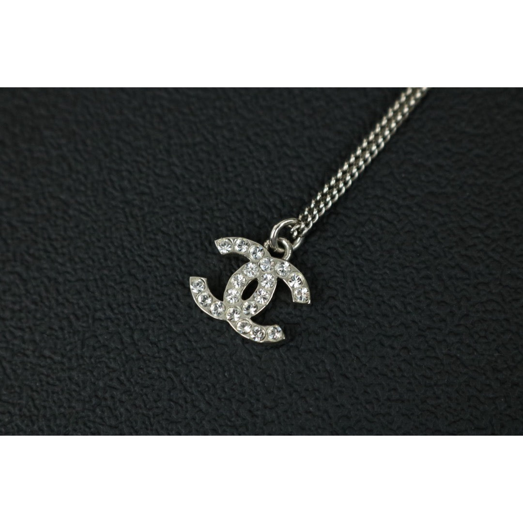 Include Authentic Detective Certificate of Authenticity｜Very Good ( Rank A) ｜ CHANEL F12V Coco Mark  Rhinestone Choker  Necklace｜S26062507