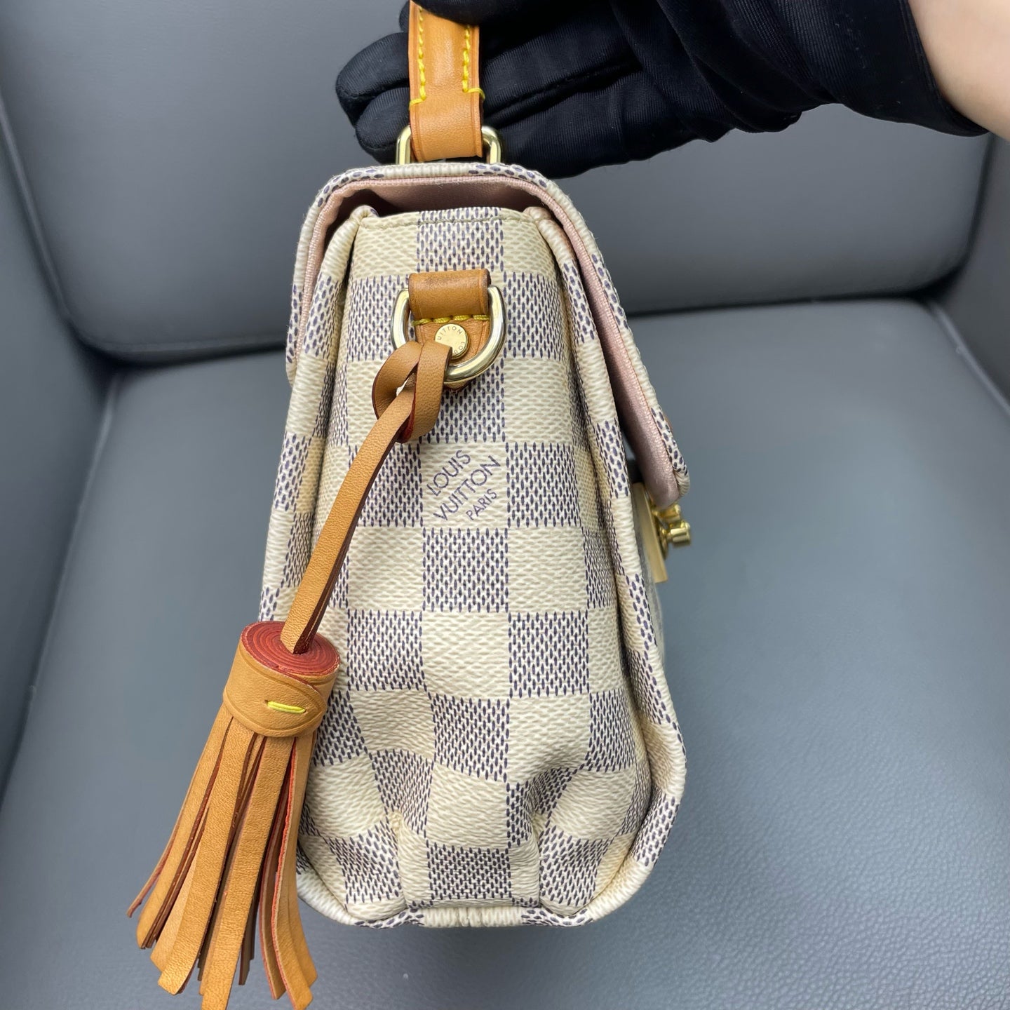 Good ( Rank AB)｜LV Shoulder Bag
