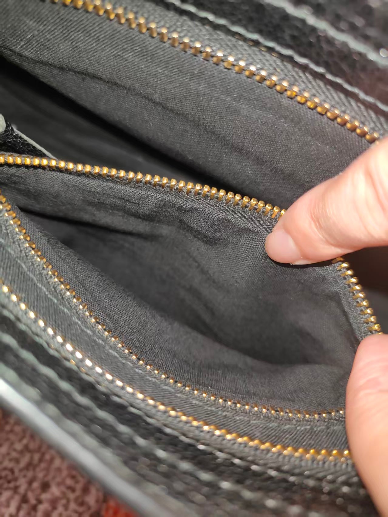 Balenciaga Le City Shoulder Bag Black