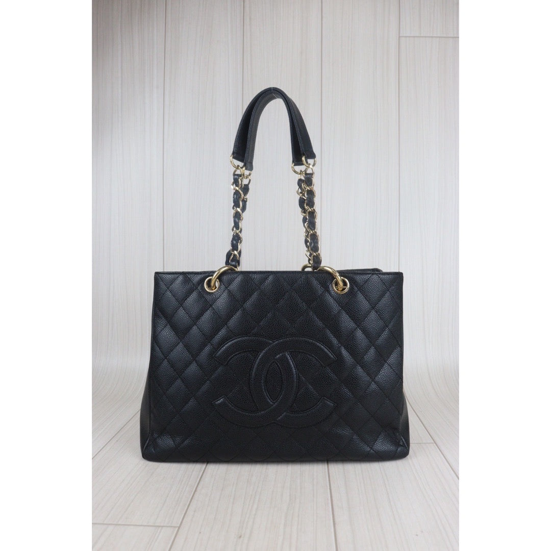 Rank AB ｜ CHANEL Matrasse GST Chain Tote Bag Caviar Skin Black ｜23082701