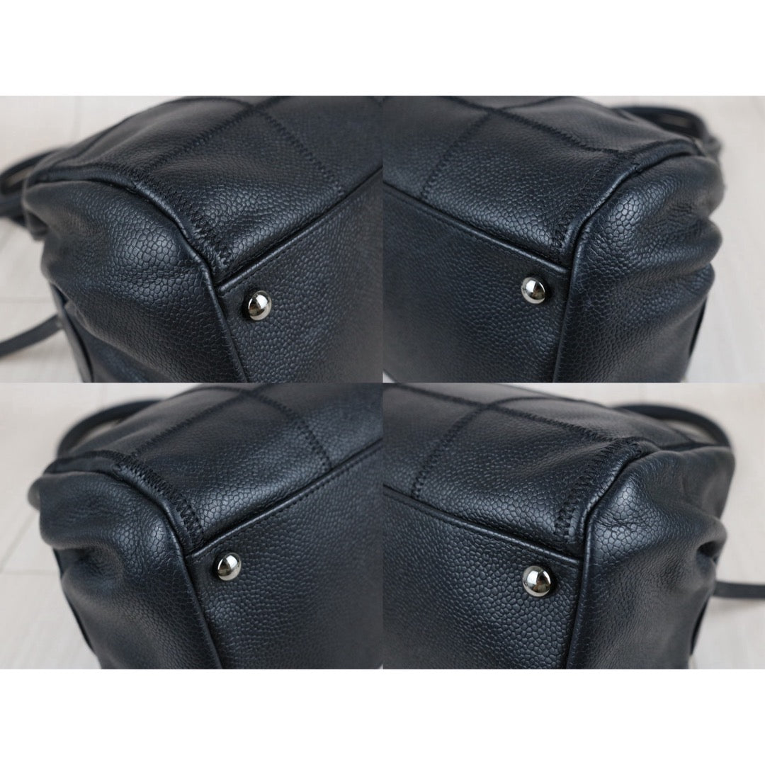 Include Entrupy Certificate of Authenticity｜Good ( Rank AB)｜ CHANEL  Calf Leather Square Quilt Boston  Shoulder Bag Black Made In 2005～2006Year｜S26060203