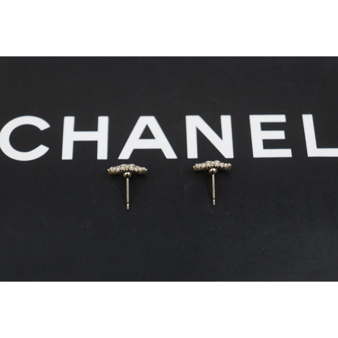 Very Good ( Rank A) ｜ CHANEL C20K Coco Mark  Pearl Golden  Earrings Made In 2020Year｜26020609