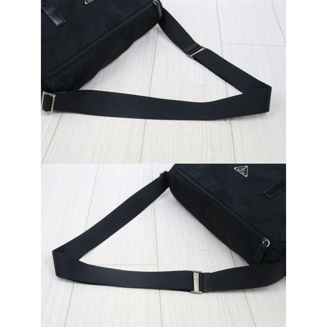 Good ( Rank AB) ｜Prada  Nylon ShoulderBag Black Silver Hardware｜25062306