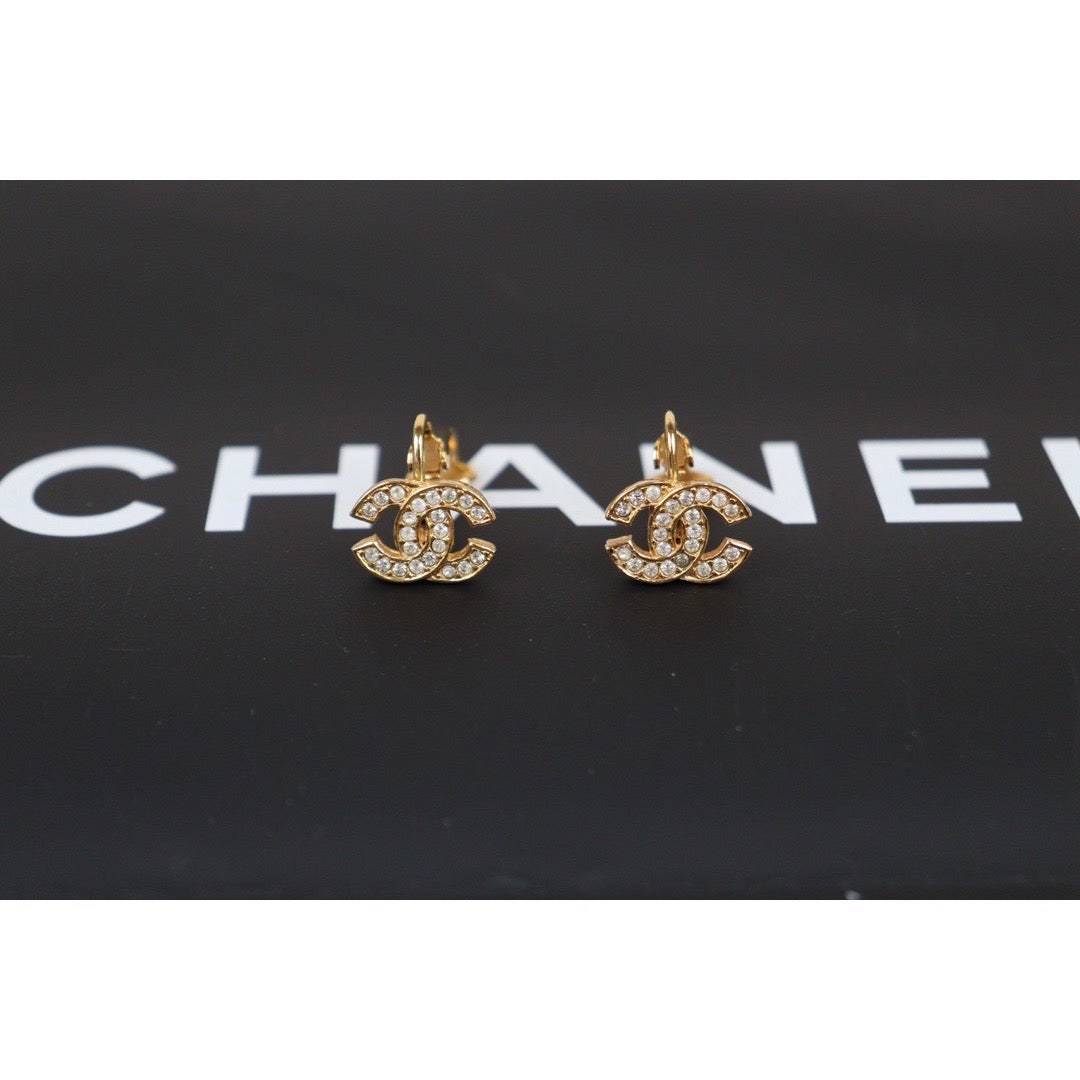 Rank A ｜CHANEL COCO Mark Diamond Vintage Earrings ｜24020821