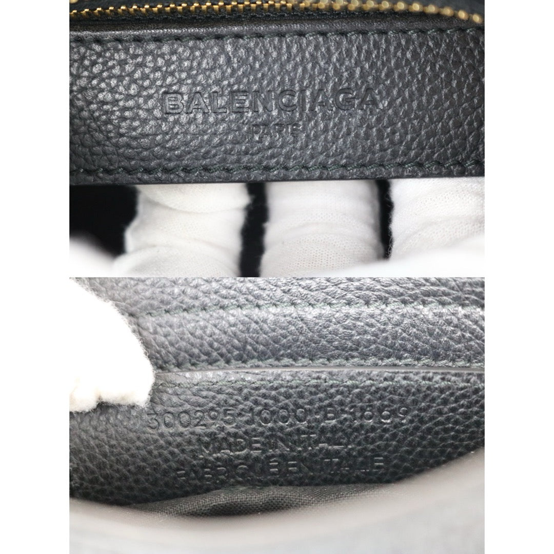 Very Good ( Rank A)｜Balenciaga Calf Leather Neo Classic City Black HandBag ｜S25092004