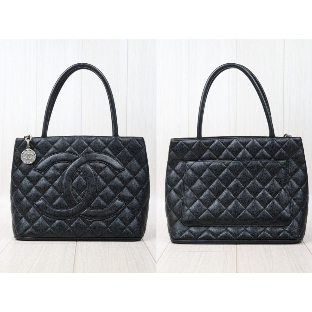 Rank A｜ CHANEL Caviar Skin Leather Calf Leather Tote Bag Made In 2000～2002Year｜24050902