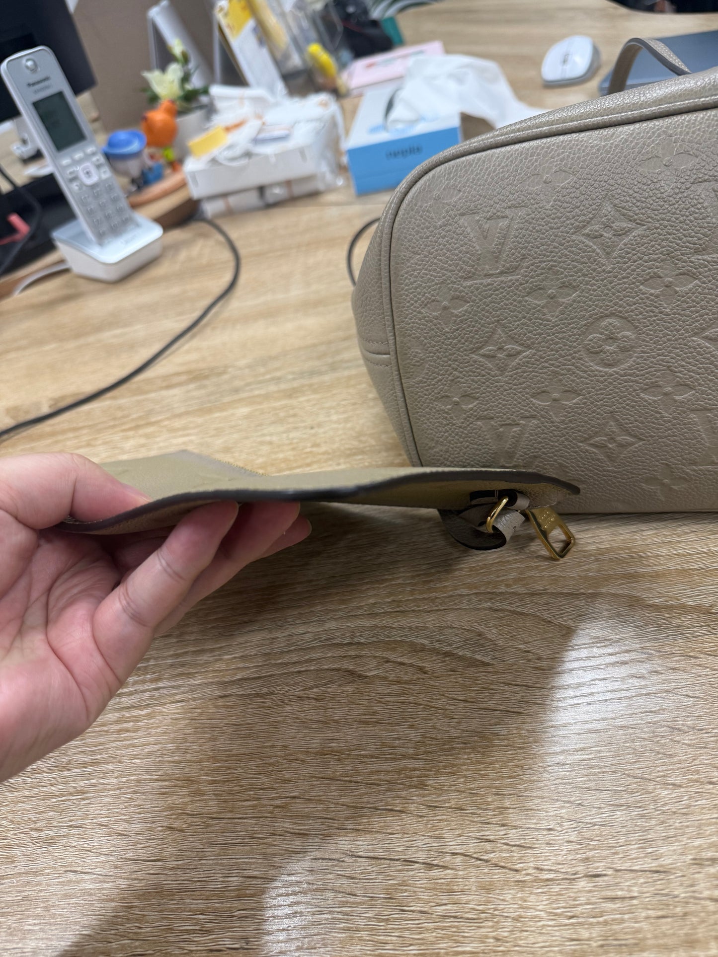 LV Full leather Neverful MM Shoulder Bag IC chips