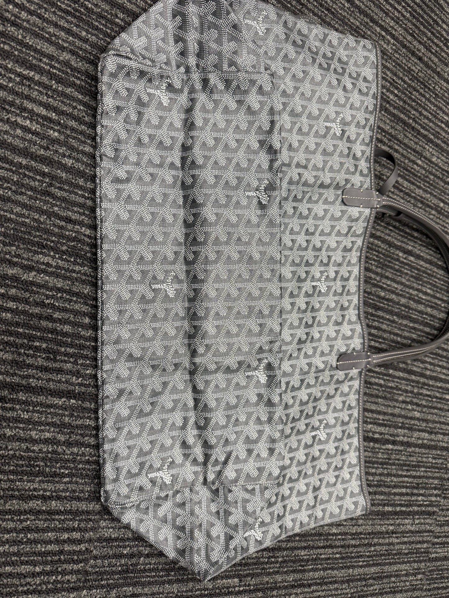 First installment 1/3｜Good ( Rank AB)｜ Goyard Saint-Louis GM Tote Bag Grey｜S24111213