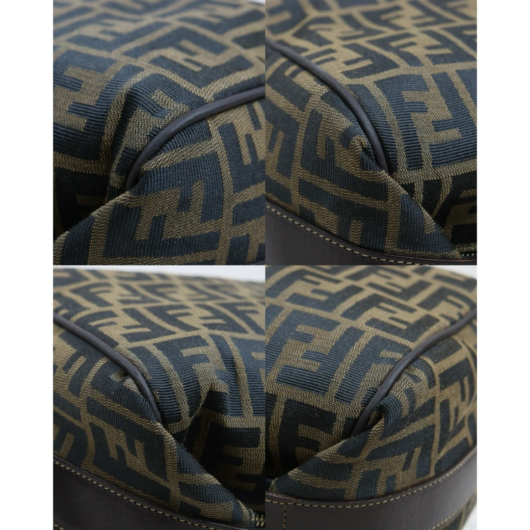 Include Entrupy Certificate of Authenticity｜Good ( Rank AB)｜ FENDI Zucca  GM Vanity Pouch｜26100804