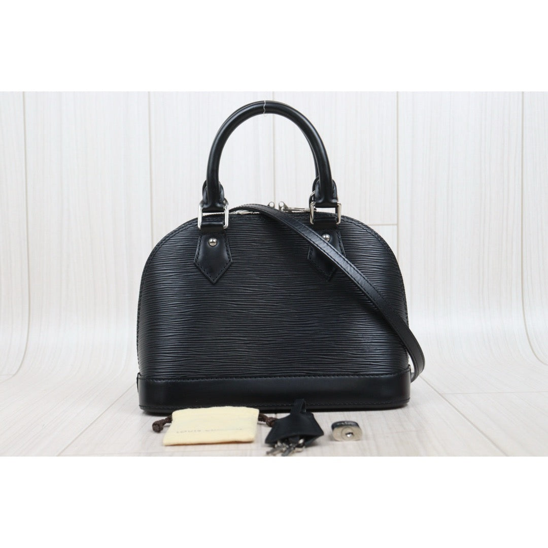 Good ( Rank AB)｜LV Epi Alma BB HandBag Shoulder Bag Black｜25111006