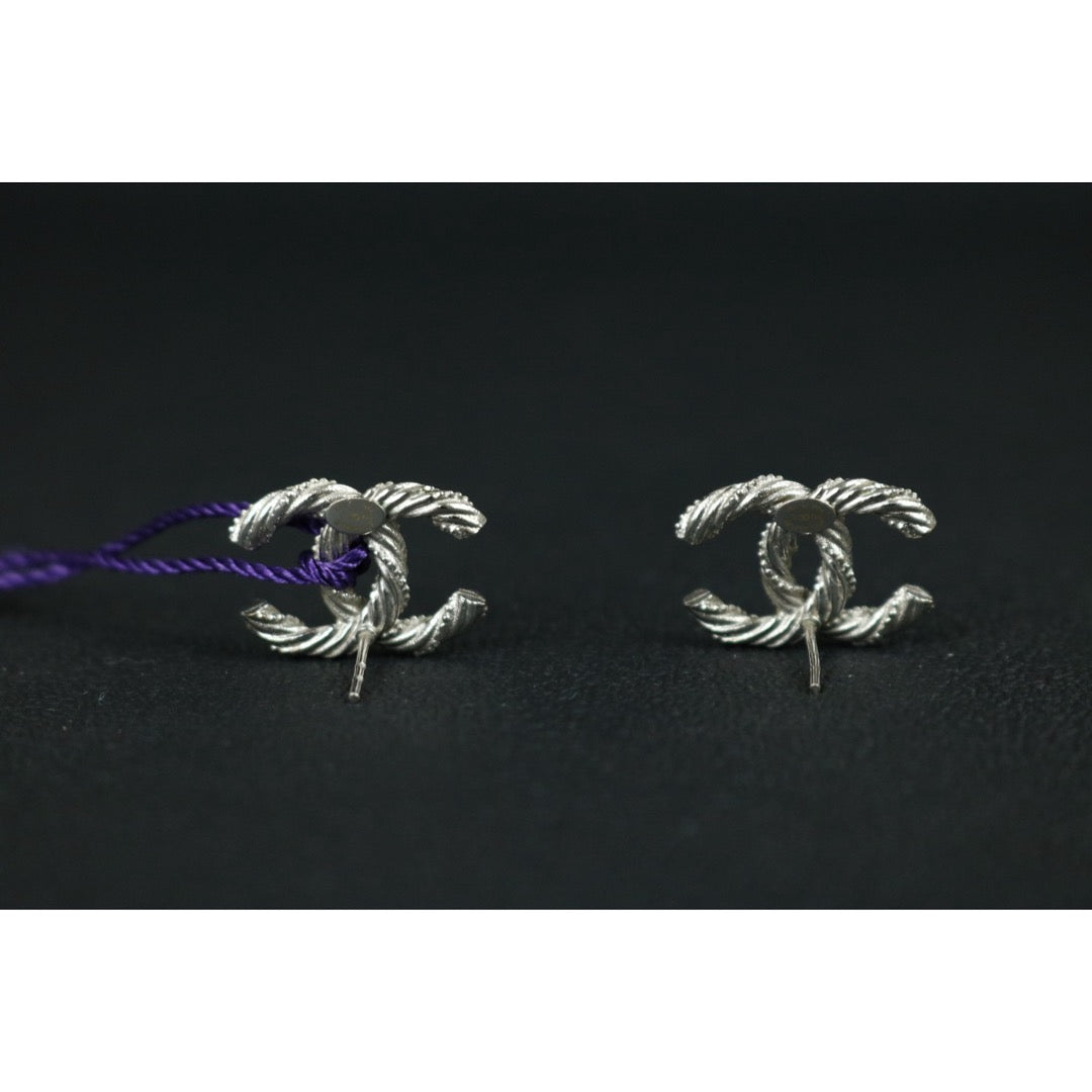 Include Authentic Detective Certificate of Authenticity｜Very Good ( Rank A) ｜CHANEL B14C COCO Mark Braids Rhinestone Earrings Made In 2014 Year｜X26042003