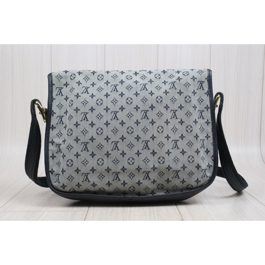 Include Entrupy Certificate of Authenticity｜Good ( Rank AB) ｜  Louis Vuitton Monogram Denim  Blue Shoulder Bag  ｜26050801