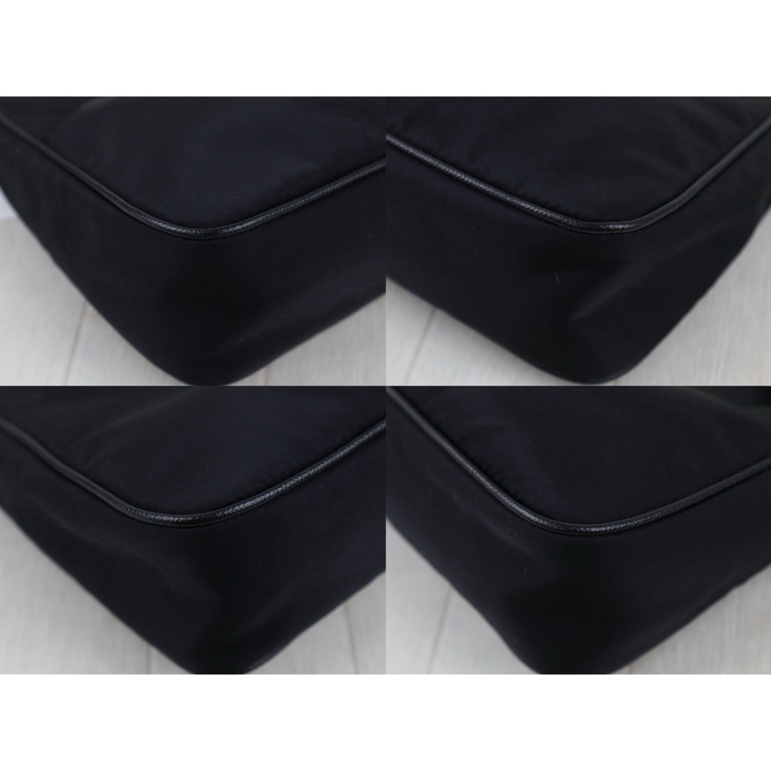 Include Entrupy Certificate of Authenticity｜Very Good ( Rank A)｜ PRADA Re-Edition 2005 Re-Nylon Shoulder Bag ｜S26050605
