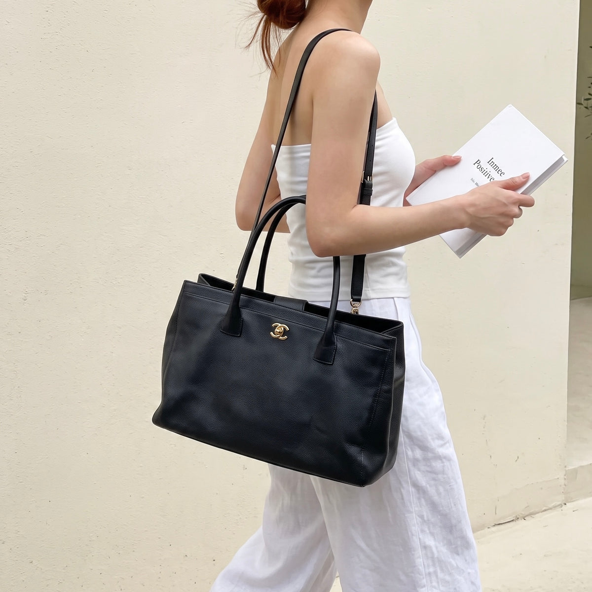 Include Entrupy Certificate of Authenticity｜Good ( Rank AB)｜ CHANEL Matrasse Caviar Skin Black Cerf Tote 35 Shoulder Bag Made In 2013-2014 Year｜S26101105