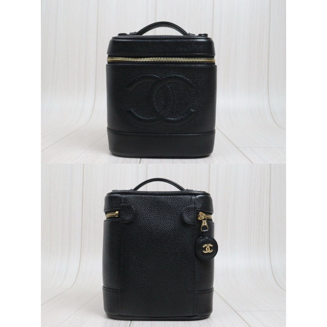 Include Entrupy Certificate of Authenticity｜Very Good（Rank A）｜CHANEL Caviar Skin Vertical Vanity Case Hand Bag  Made In 2002-2003 Year ｜26092405