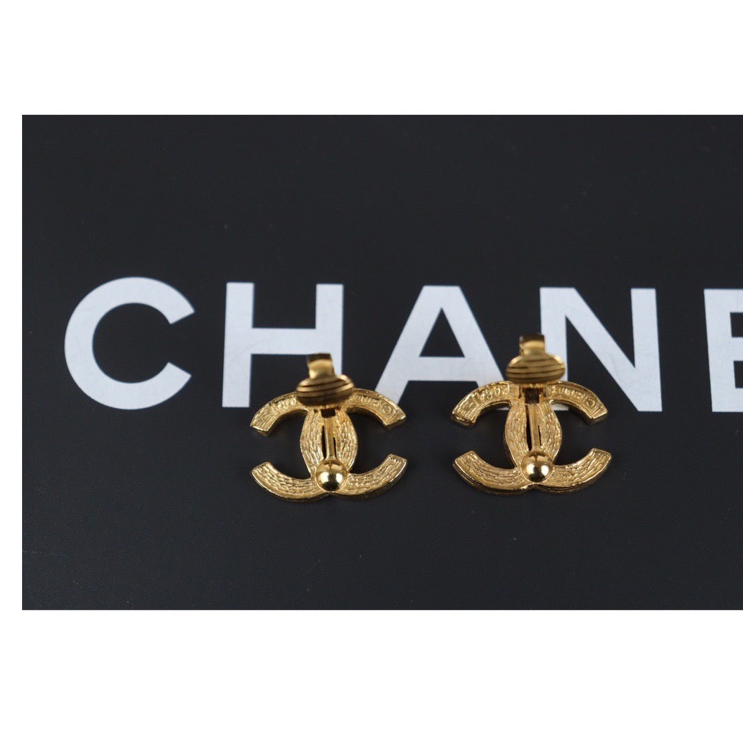 Rank A ｜CHANEL COCO Mark Diamond Vintage Earrings ｜24040419