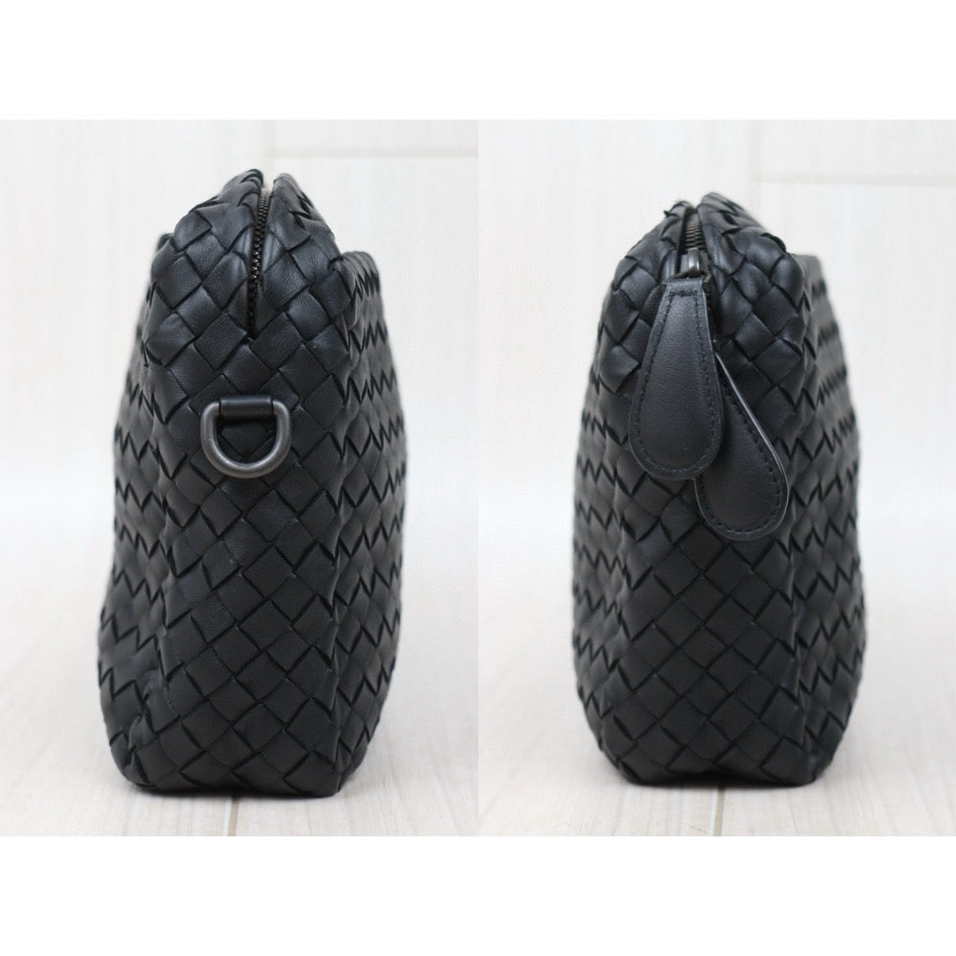 Very Good ( Rank A)｜ Bottega Veneta Lamb Skin Loop Camera Shoulder Bag Black｜S25032609