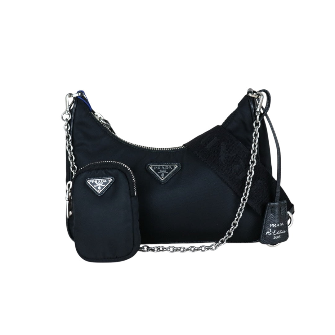 Very Good ( Rank A)｜ PRADA Re-Edition 2005 Re-Nylon Shoulder Bag ｜X26012717