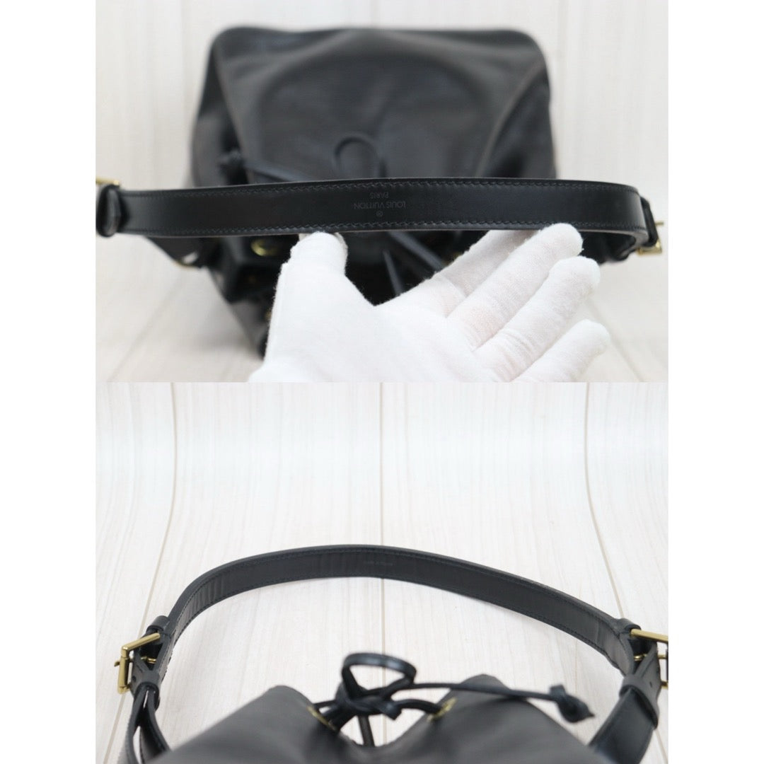 Very Good ( Rank A) ｜ LV Epi Noe Shoulder Bag Black｜25082204