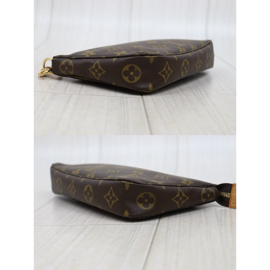 Very Good ( Rank A)｜LV Monogram Pochette Accessoires ｜25110610