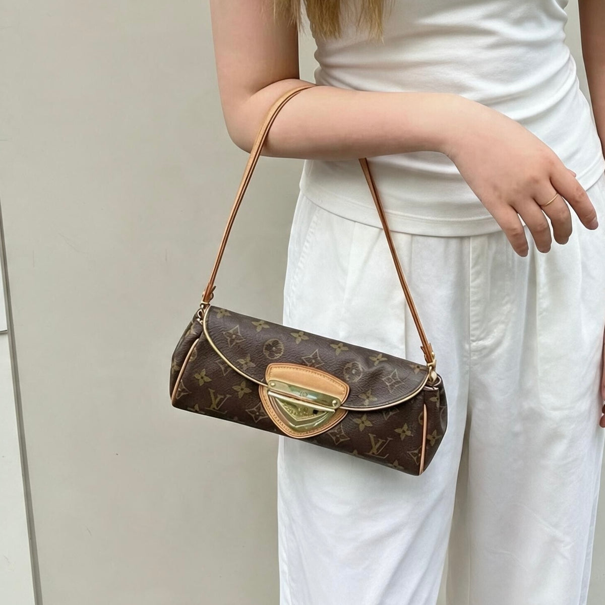 Include Entrupy Certificate of Authenticity｜Good ( Rank AB)｜ Louis Vuitton Monogram  Pochette Beverly  Shoulder Bag ｜Z26100801