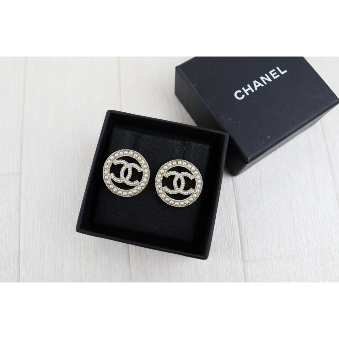 Very Good ( Rank A)｜CHANEL COCO Mark Diamond Pearl Earrings ｜H25011106