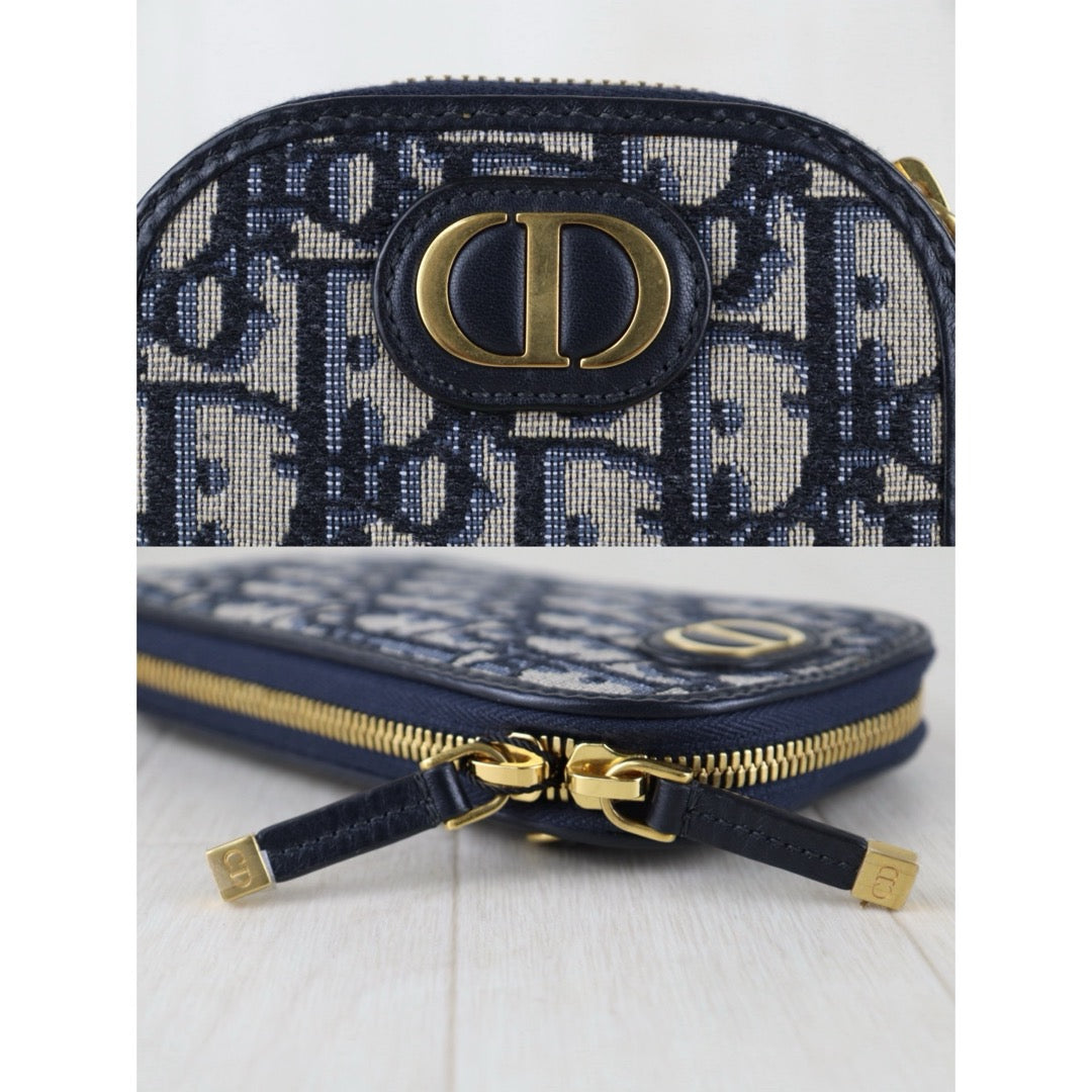 Include Entrupy Certificate of Authenticity｜Very Good ( Rank A)｜Dior 30 Montaige  Oblique Phone Holder ｜S26090707