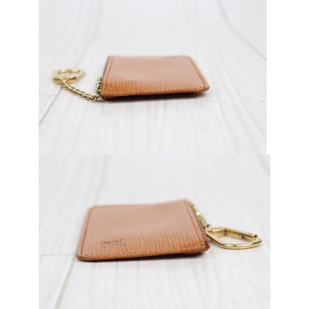 Rank AB ｜LV Epi Pochette Kure Coin Case Key Case ｜23111403