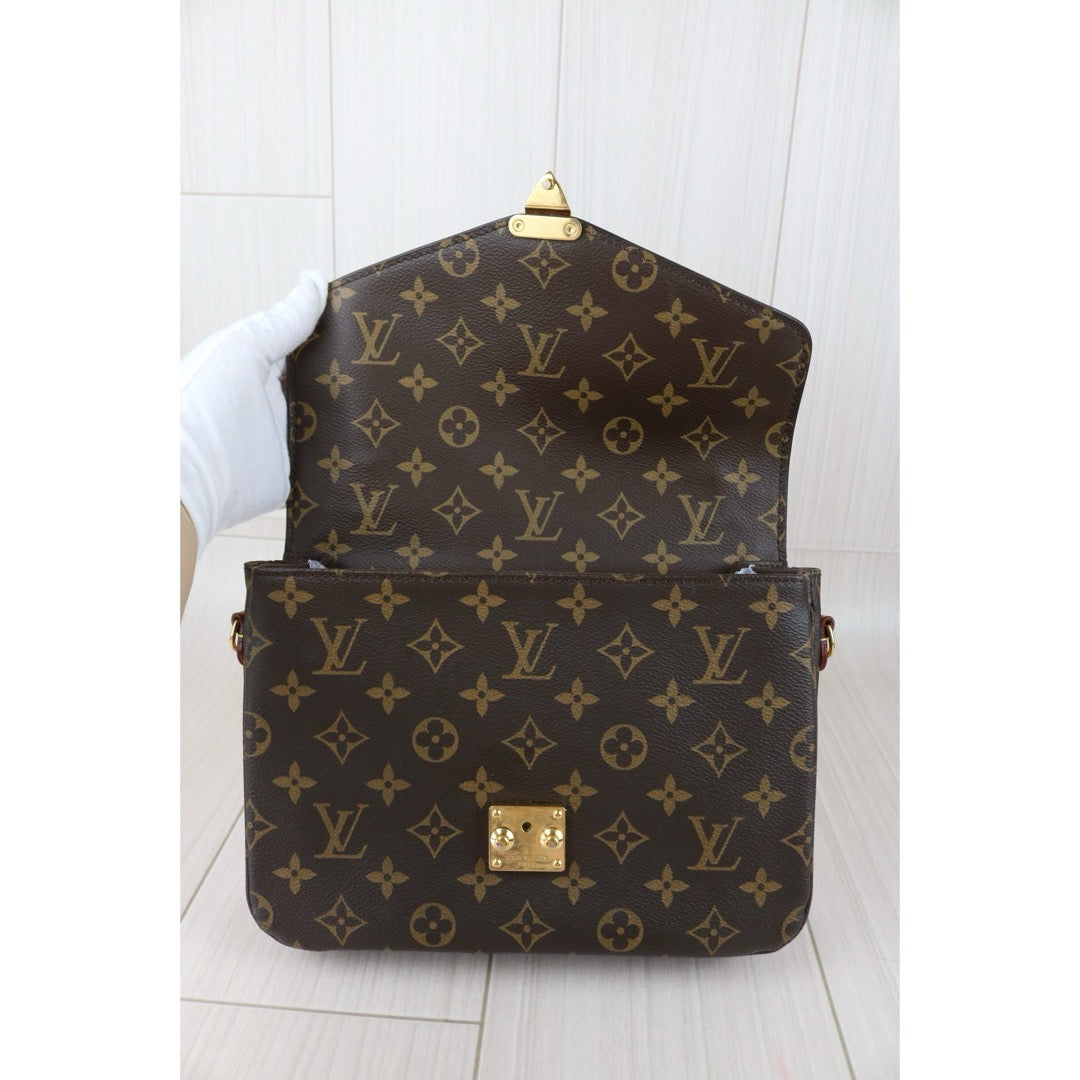 Include Entrupy Certificate of Authenticity｜Good ( Rank AB)｜Louis Vuitton Monogram Pichette Metis ShoulderBag ｜X26062908